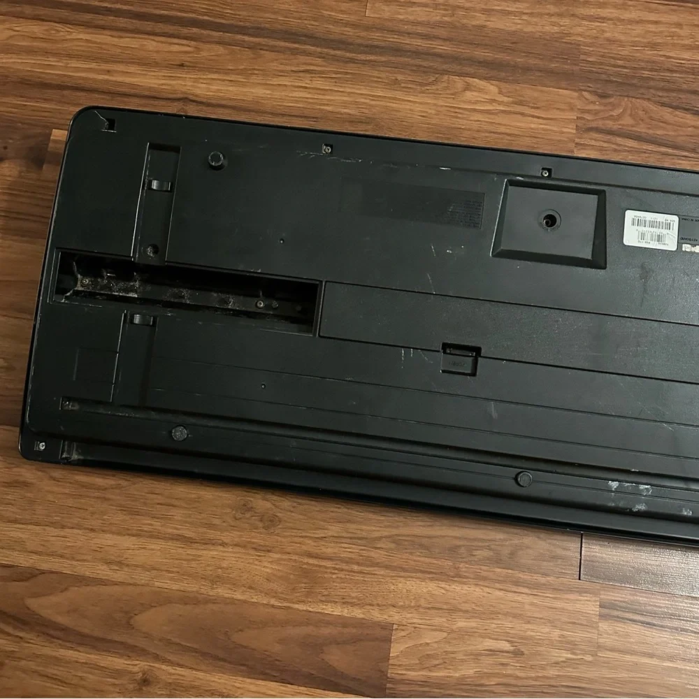 VTG Yamaha PSR-170 61-Key Electronic Keyboard